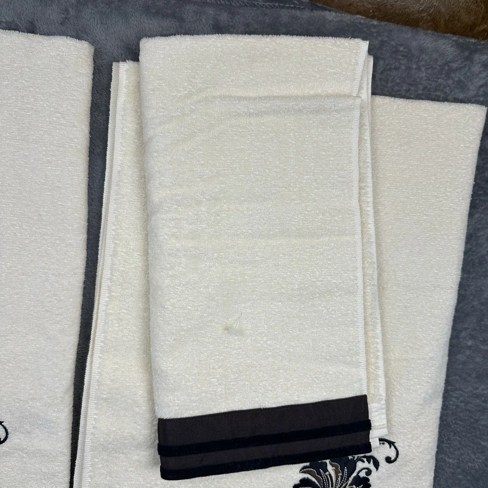 Avanti Towel Set 2 Bath Towels 2 Hand Towel Embroidered Cream Brown Floral New